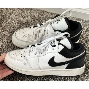 Nike Air Jordan 1 Low white/black size 6.5Y/ women's size 8